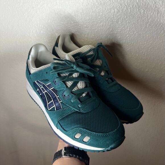 ASICS GEL-LYTE III OG in Dark Neptune/Midnight Teal MENS 7.5 UNISEX WOMENS 9 main image 9